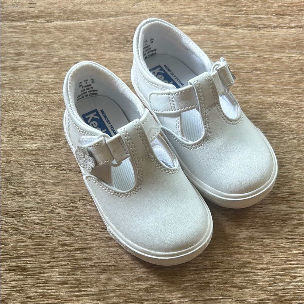 Keds White Dress Shoes with Classic T-Strap Design